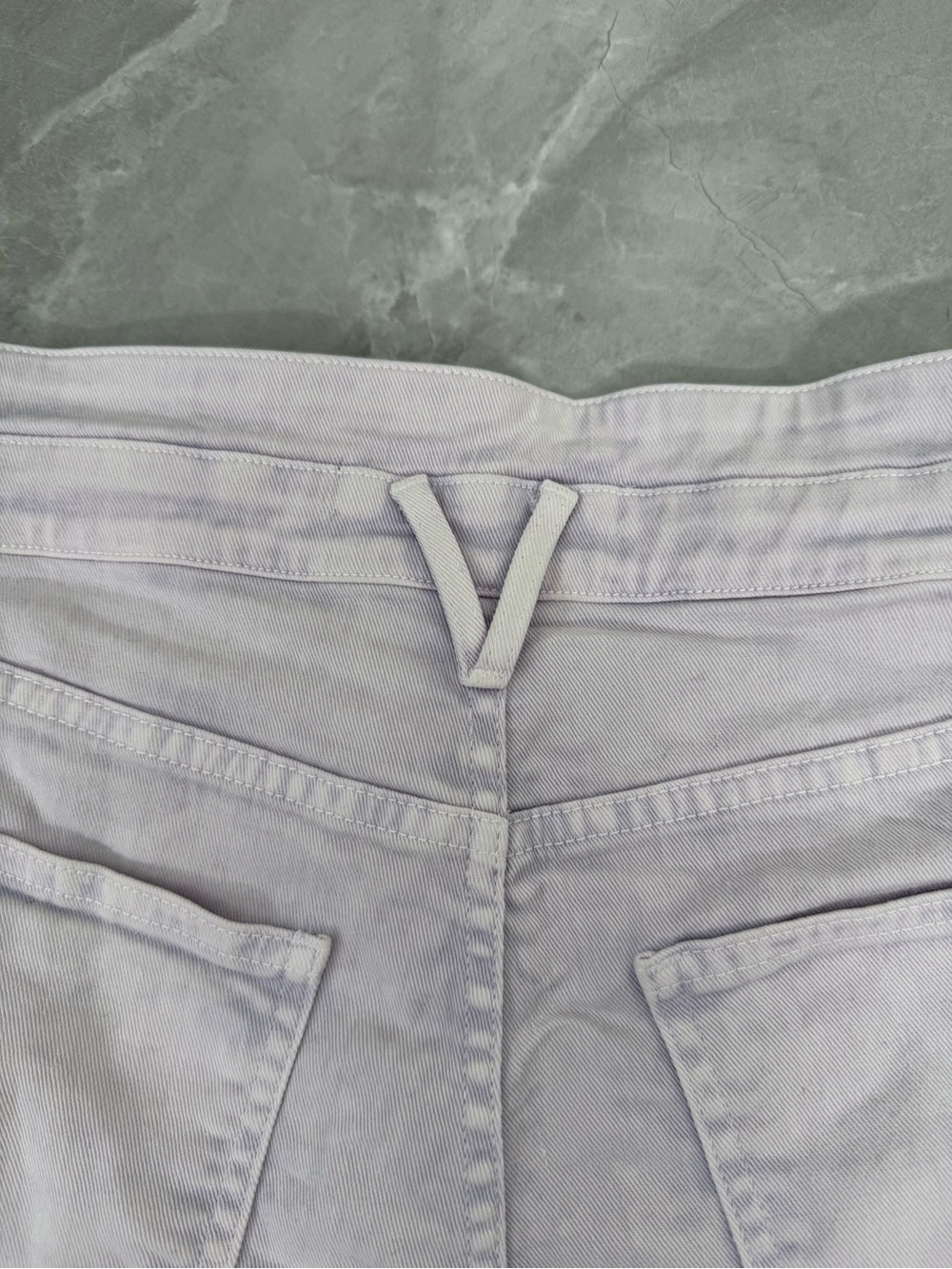 Women’s Veronica Beard Jaylen High Rise Notch Pleated Denim Shorts Size 31 / 12 - Picture 9 of 16